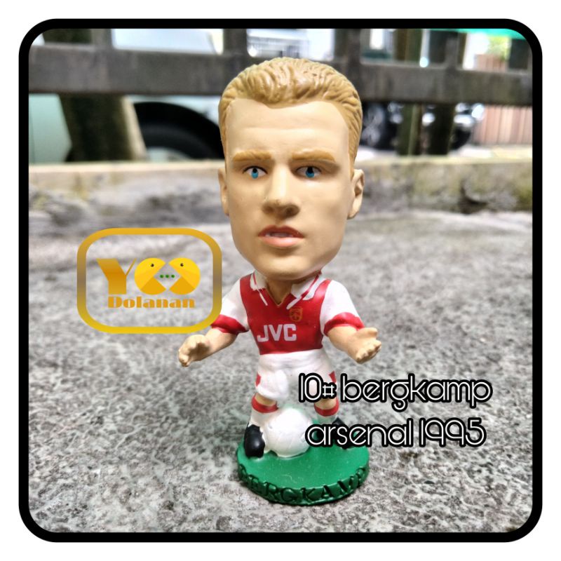 10# BERGKAMP - ARSENAL 1995 CORINTHIAN PROSTARS FIGURE PEMAIN BOLA