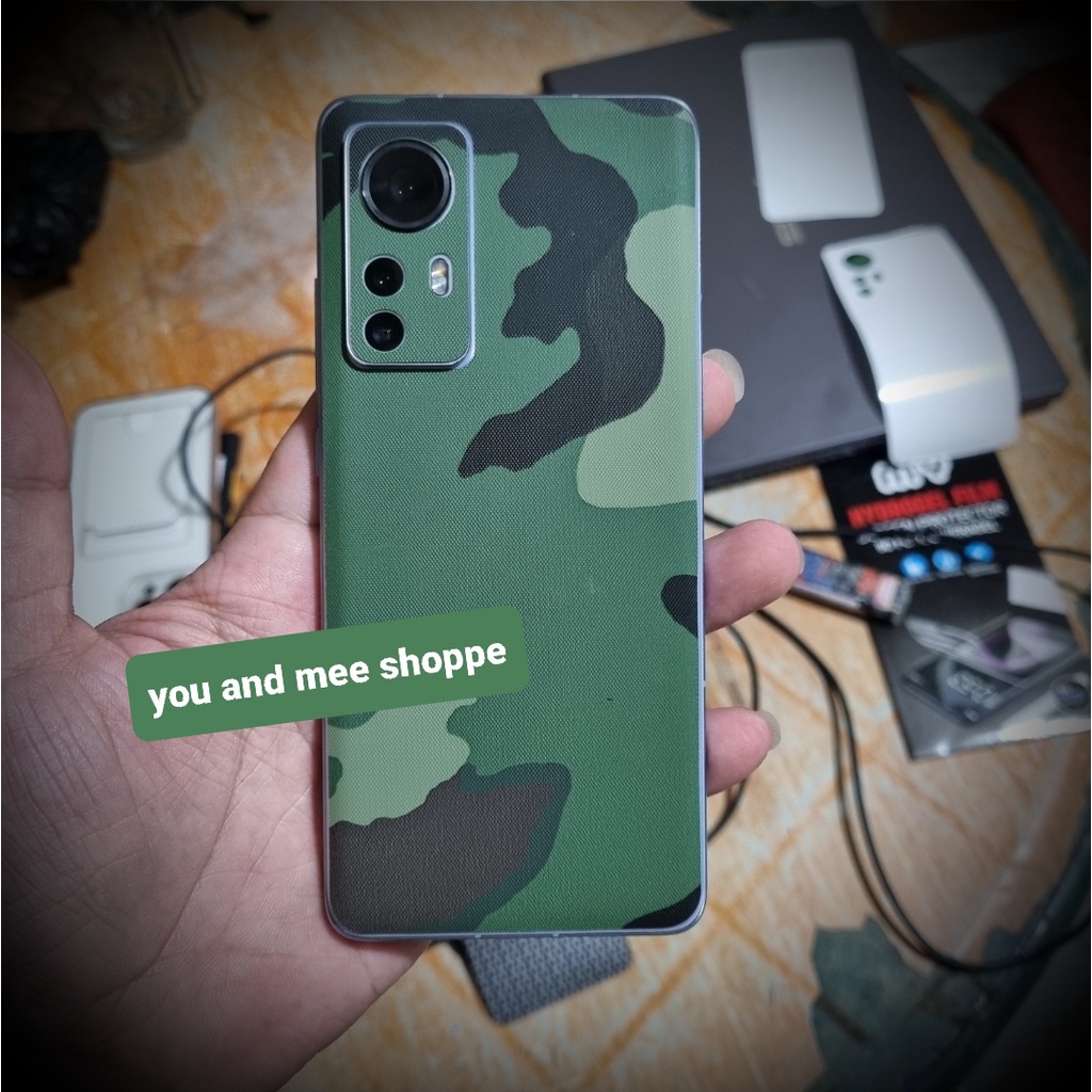 ARMY !! Skin Back Casing iPhone 11 14 14+ 13 13Pro 12 12Pro 12 Mini 12 Pro Max 13 Promax 11Pro 11Promax X Xs XR Xsmax 7+ 7 8 6 6+ 6S Plus 6G 6 5 5G 5s SE 2020 2016 2022 Garskin Belakang Hijau Loreng Green Motif Tentara Bagus Anti Jamur Stiker Murah HP