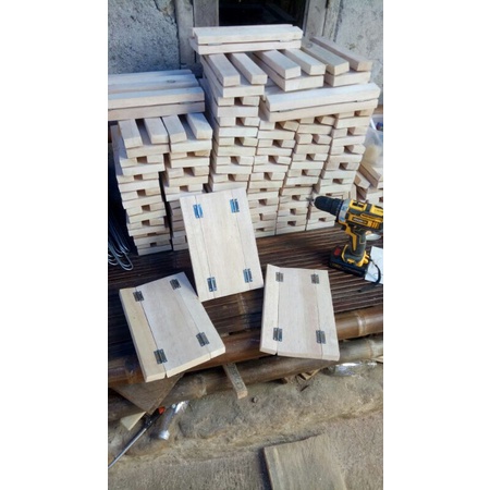

papan risol lumpia+ garpu pnenyelup adonan