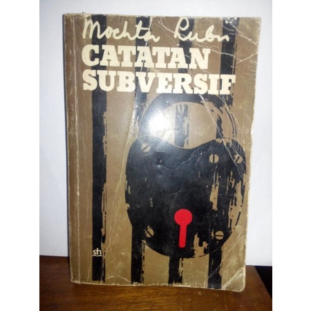 BUKU POLITIK CATATAN SUBVERSIF