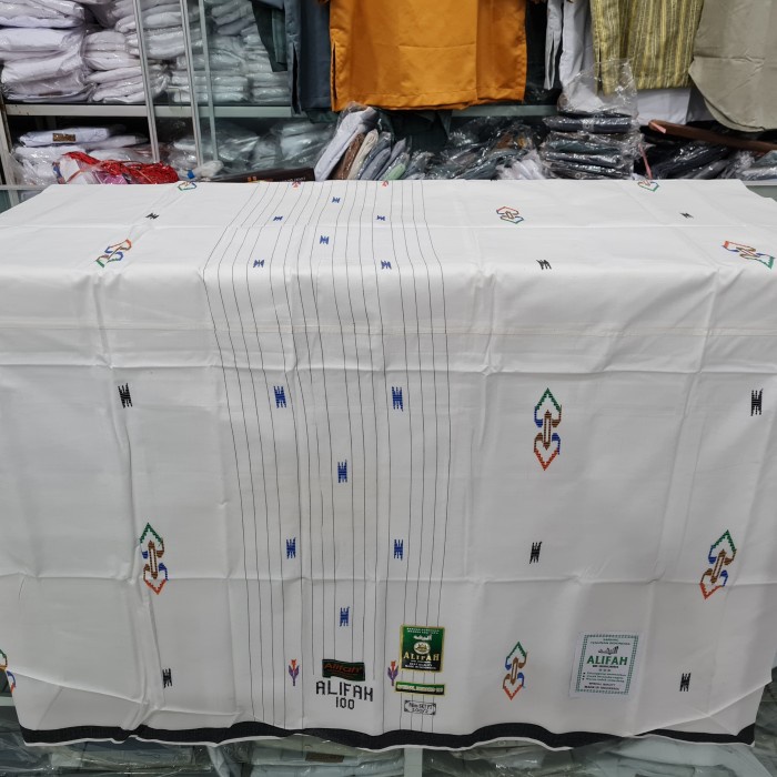 Sarung Tenun Mesres Alifah Songket Polos 2