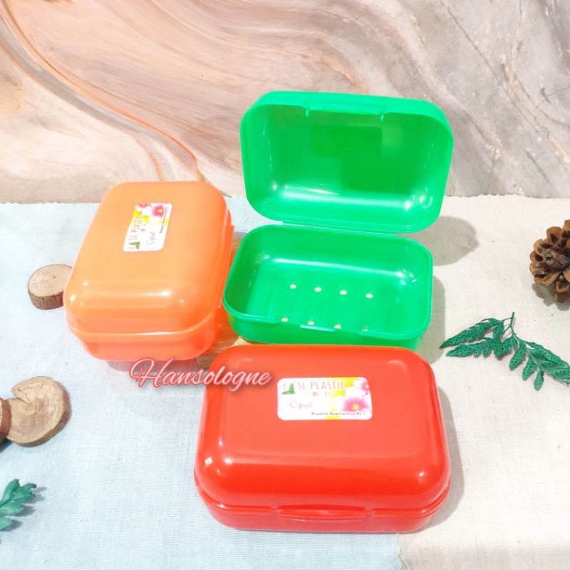 Tempat sabun batangan / kotak sabun alat mandi