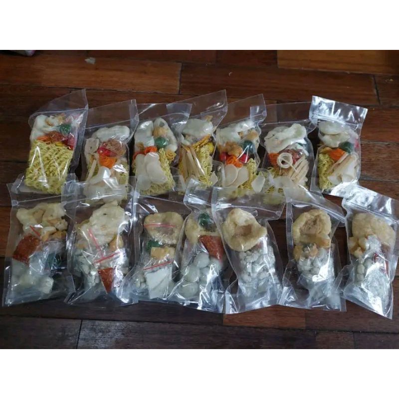 

BAKSO ACI DAN BASO DAGING PAKET HEMAT 4 PCS