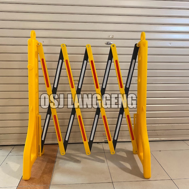 Board Barrier Lipat Plastik Traffic Road Safety Expandable Barrier Pembatas