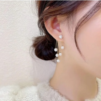 Anting anting rumbai mutiara