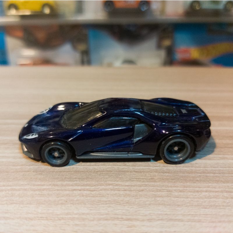 HOT WHEELS 17 FORD GT LOOSE - SUPER TREASURE HUNT - THS - STH