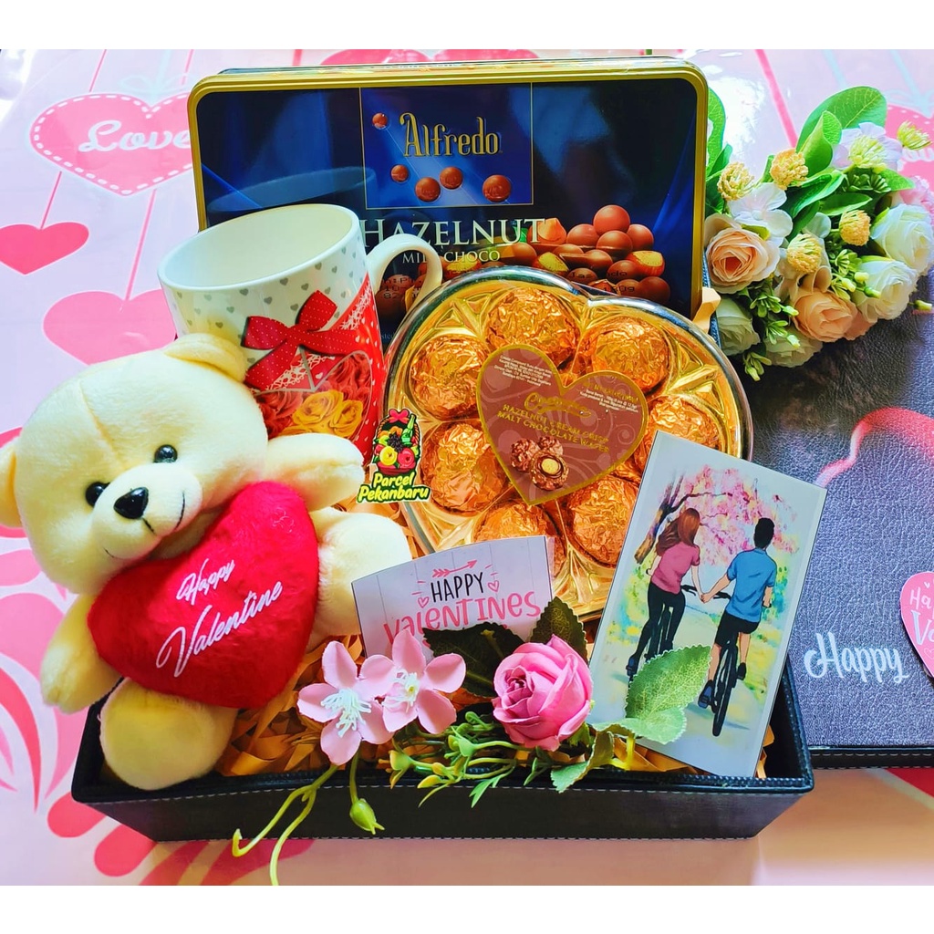 

Love Hampers | Valentine Gift | Kado Kasih Sayang - Happy Valentine