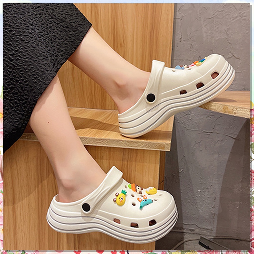 EVA Sandal Wanita Kodok Crocs Slop  5 Cm include Jibbitz Accesoris Toy StoryBahan Karet Spons EVA Import Korean Super Empuk Ringan Elastis Tebal 5 Cm Jibbitz Ballons Non-Slip Sole Summer Sandals