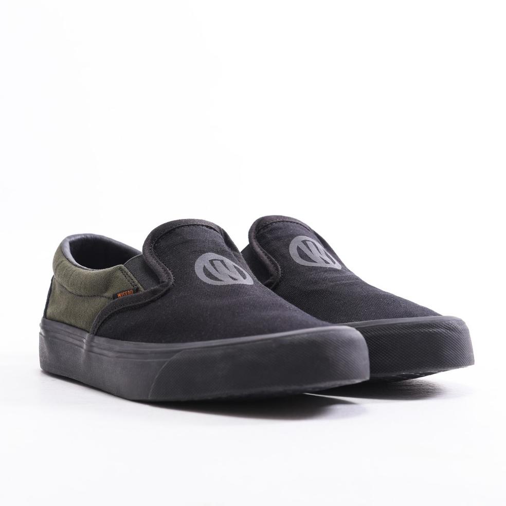 STOK TERBATAS WISED | OVERDRIVE BLACK | SHOES SLIP ON