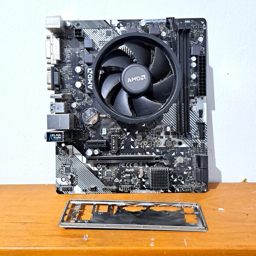 Paketan AMD Ryzen 5 5600 plus A320M Motherboard