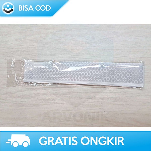 STIKER REFLEKTOR BUMPER BELAKANG MOBIL STICKER WARNING WATERPROOF 1181