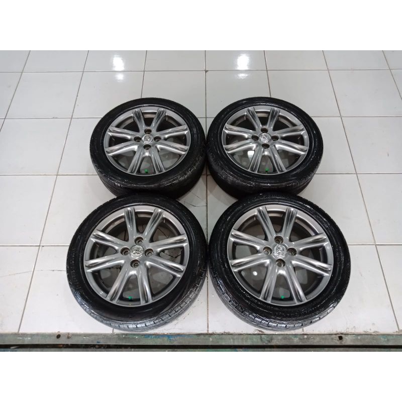 pelek original Mobil Yaris ring 16+ban Bridgestone  195 50 16 lebar 6 et 51 pcd 4x100