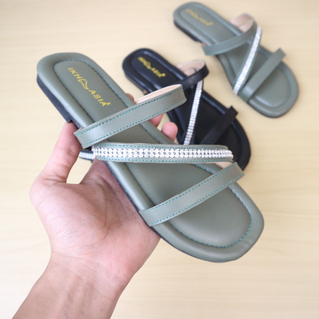 Ikhlasia Sandal Wanita Koala TP63