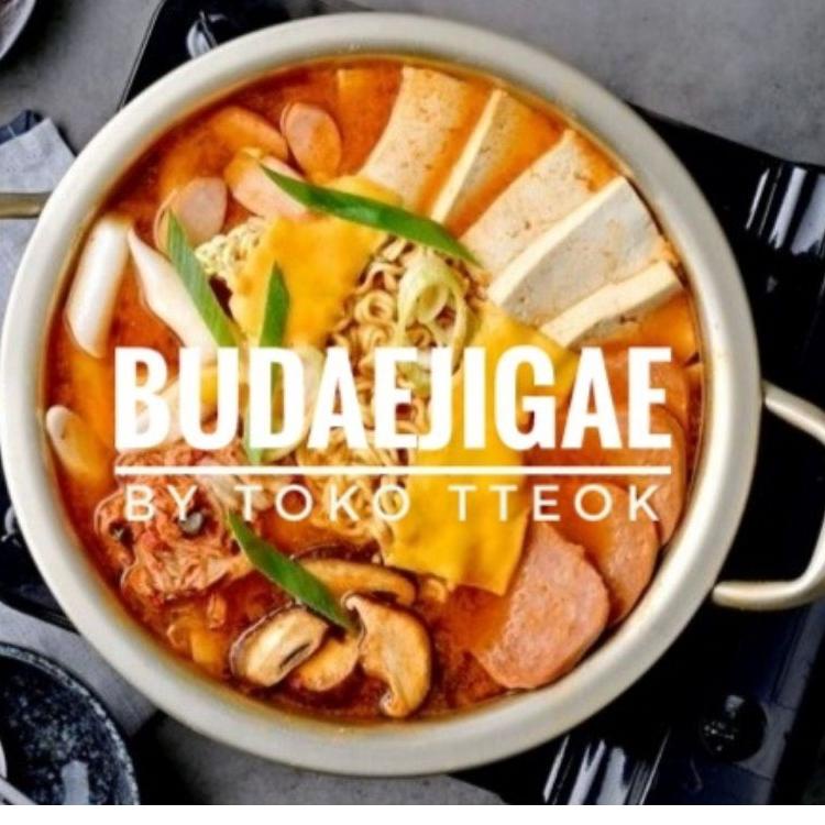 

COD✔️ BUDAE JJIGAE BUDAEJIGAE MIE KUAH DENGAN ANEKA BASO SEAFOOD ARMY STEW