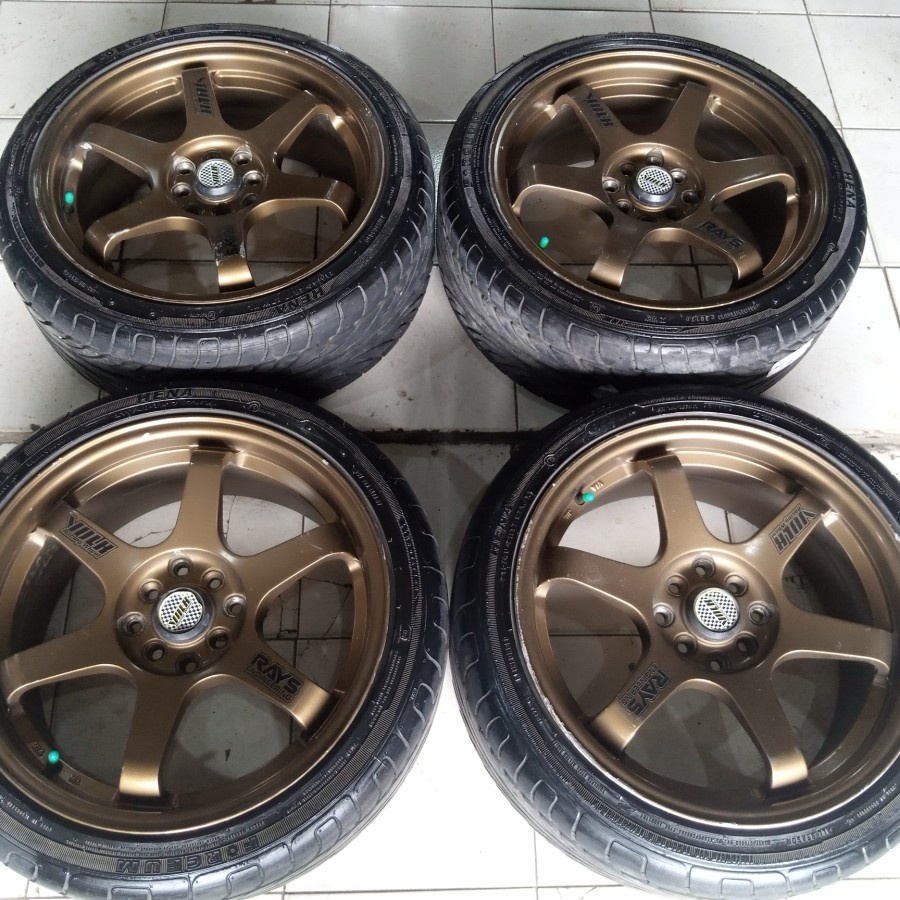 VELG MOBIL BEKAS TE37 RING 17 LEBAR 7,5 BAUT 4 ET 45 + BAN 205 45 R17