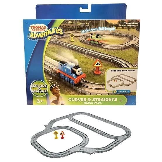 Best Seller Thomas Adventures - Curves & Straights Track Set