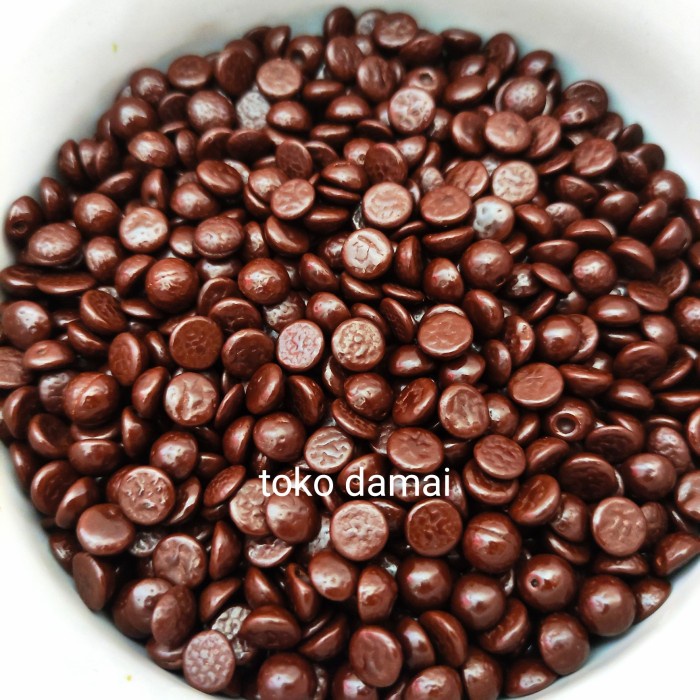 

lagie choco chips 1kg bentuk 1/2bulat