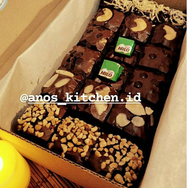 

➶ Brownies Fudgy Dark Cokelat Skat (Isi 18 pcs) (Produk Terbaru Hari Ini) ♘