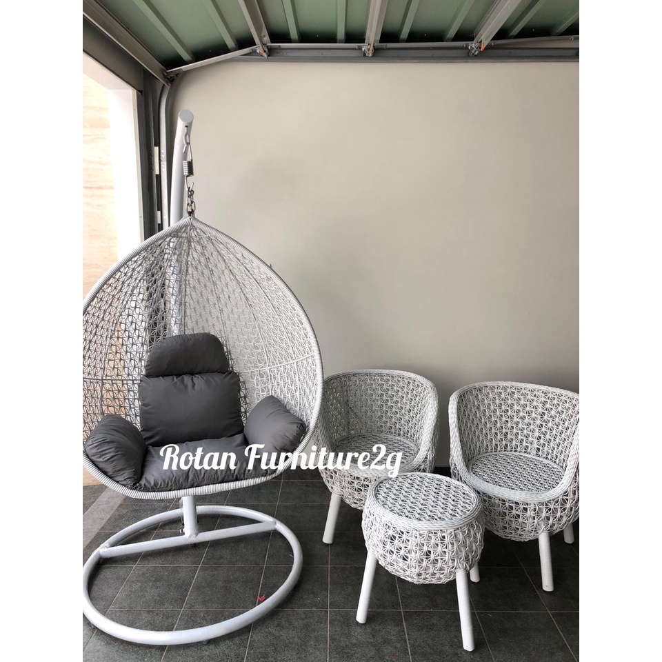 KURSI AYUNAN ROTAN PEAR DAN KURSI BREKELE/TAMAN TERAS TAMU CAFE AESTETIC