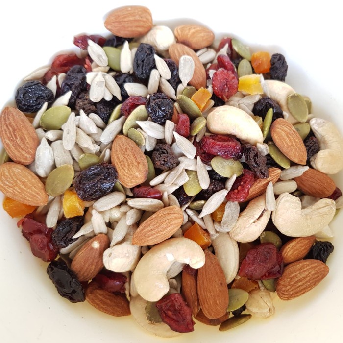 

Mixed Fruits & Nuts - 250Gr