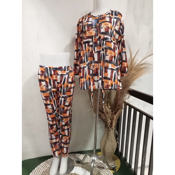 One Set Piyama Baju Tidur Wanita Tie Dye Garis Lengan Panjang