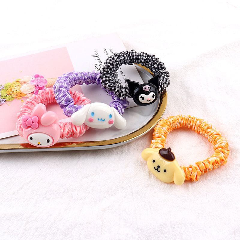 IKAT RAMBUT KOREA SCRUNCHIE KARAKTER MELODY KITTY KUROMI POMPOM SANRIO
