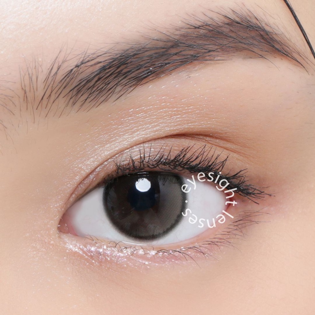 [BEST SELLER] EYESIGHT LENSES Softlens Kitty Kawaii Mini Julia Brown | Softlens Diameter 14.2mm Natural Efek Gradasi Cocok Untuk Daily Look (2pcs/sepasang)