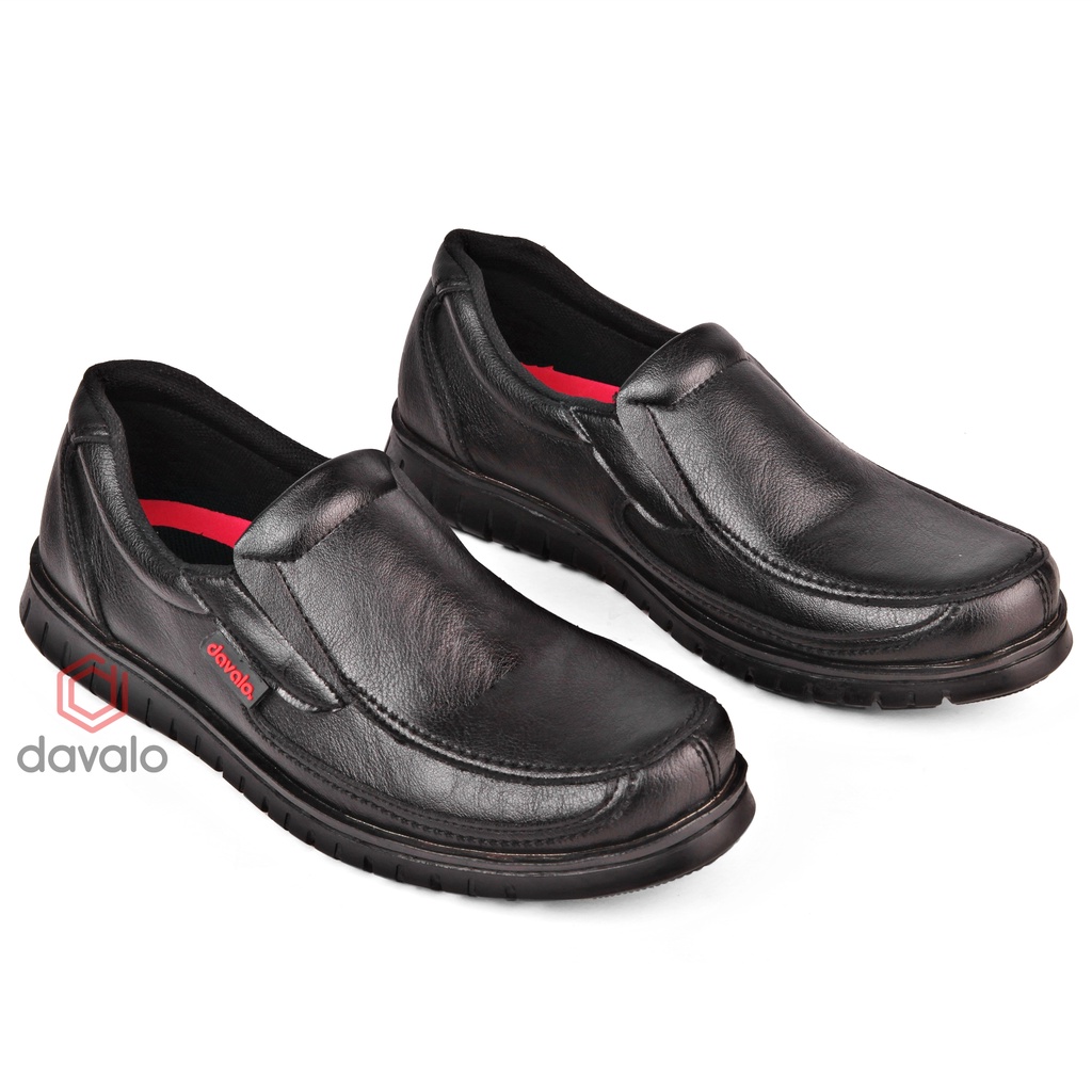 Sepatu Pantofel Pria Kulit Kerja Kantor Casual d091 Kasual Sol Karet Slip On Hitam