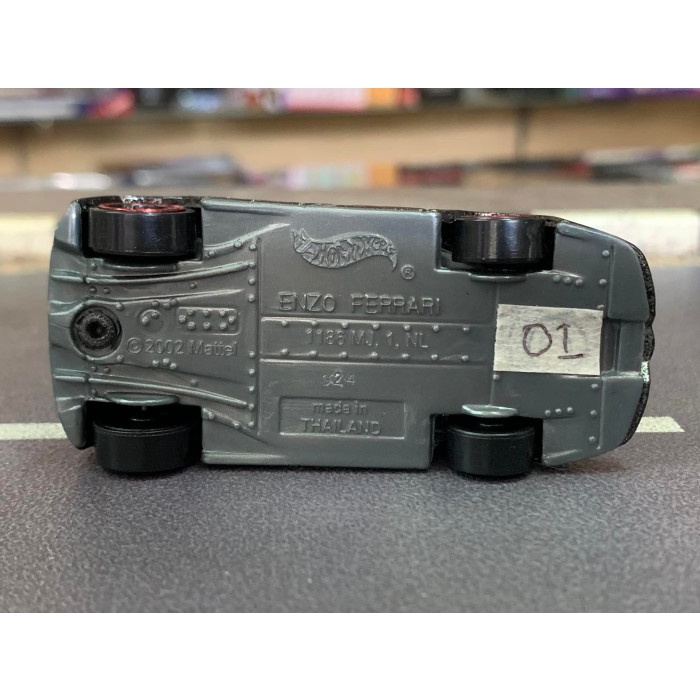 HOTWHEELS FERRARI ENZO FERRARI HITAM LOOSE PACK TERLARIS