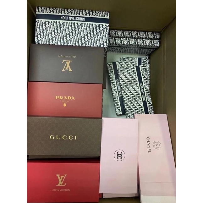 

AMPLOP LEBARAN PROMO AMPLOP LEBARAN MEREK MOTIF LV CHANEL ANGPAO TAHUN BARU IMLEK EL09I09A82L