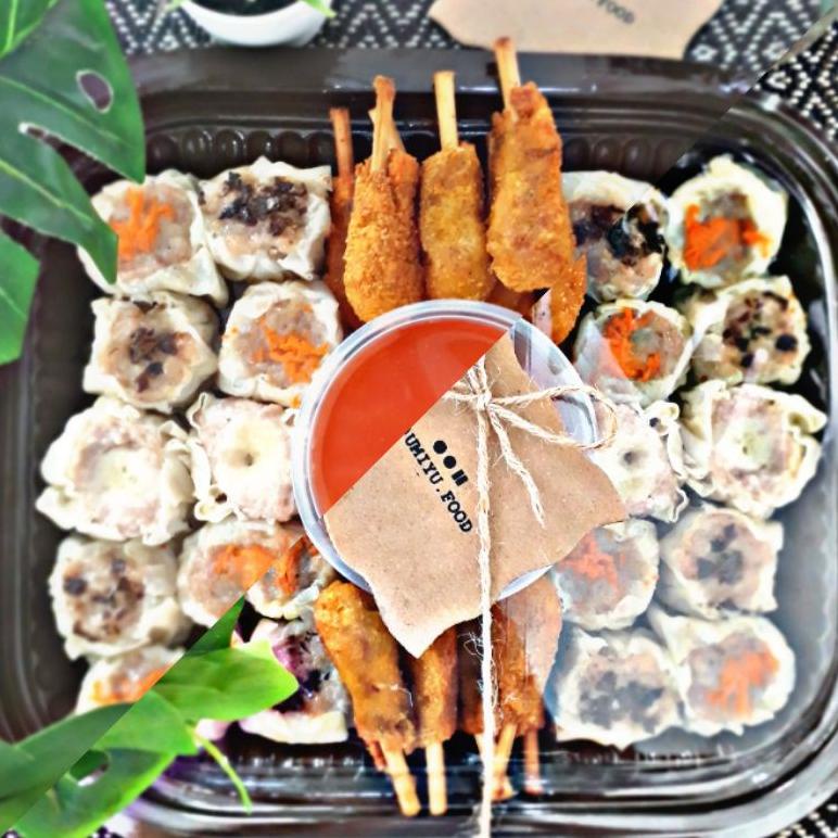 

Produk - Hampers Iftar - Hampers Lebaran - Kue Nampan - Dimsum Nampan - Parcel Lebaran Promo Best Seller!!