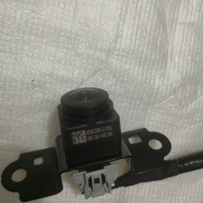 kamera mundur innova reborn fortuner 2021 2022 original