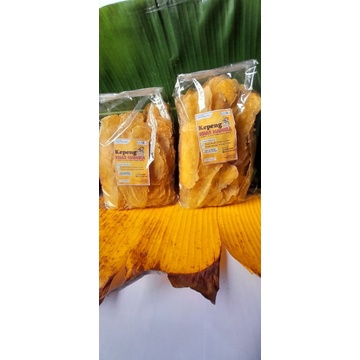 

Kepeng gurih (kripik singkong)