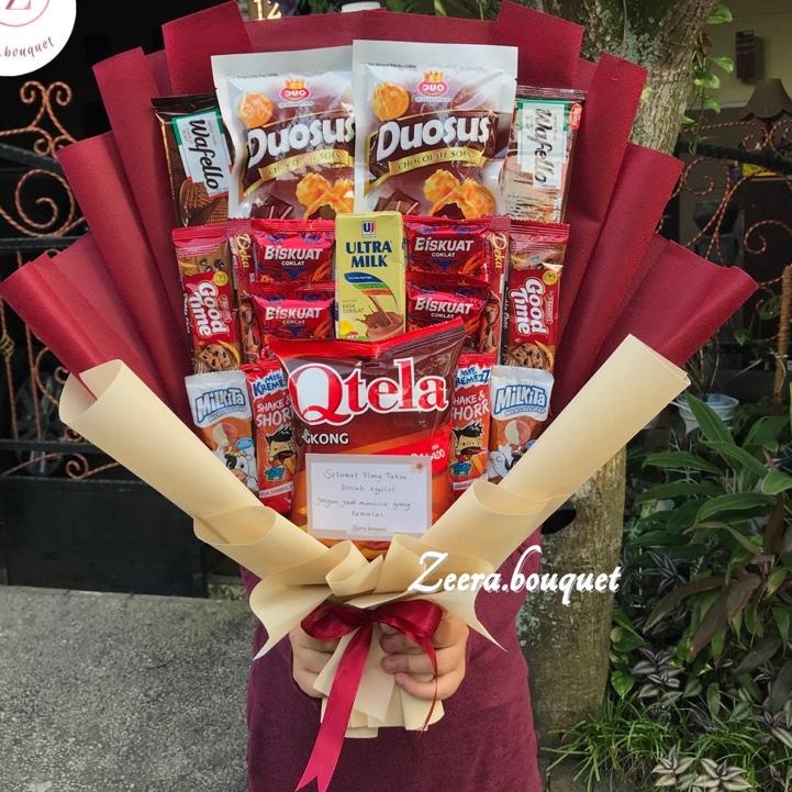 

Ready Stock (B23) Buket snack/snack bouquet/bucket snack [INCLUDE: card + packing]