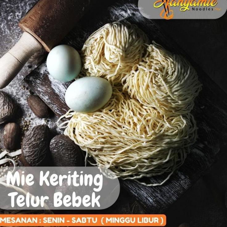 

✔️ Mie ayam bakmi mentah hanyamie dengan telur bebek isi 10 pcs