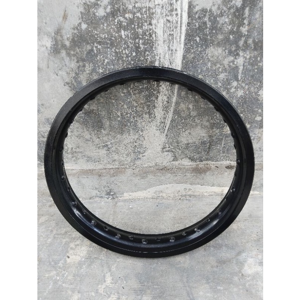 velg rossi hitam uk 215 ring 17 bekas pakai
