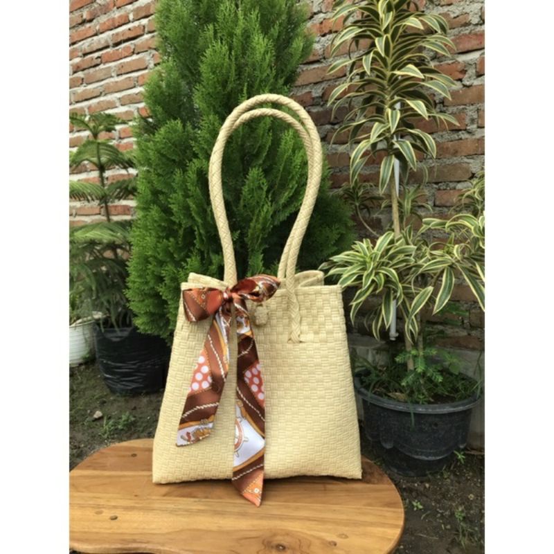 TERBARU TAS ANYAMAN JALI SET GANCI / TAS KONDANGAN RAJUT PLASTIK GANTUNGAN KUNCI CANTIK/TAS PESTA