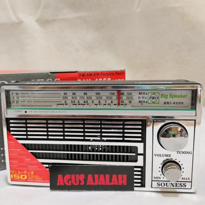 Star 12.12 cod RADIO INTERNATIONAL JADUL 3 BAND FM - AM -SW ACDC 4250 ANTIK  radio portable internas
