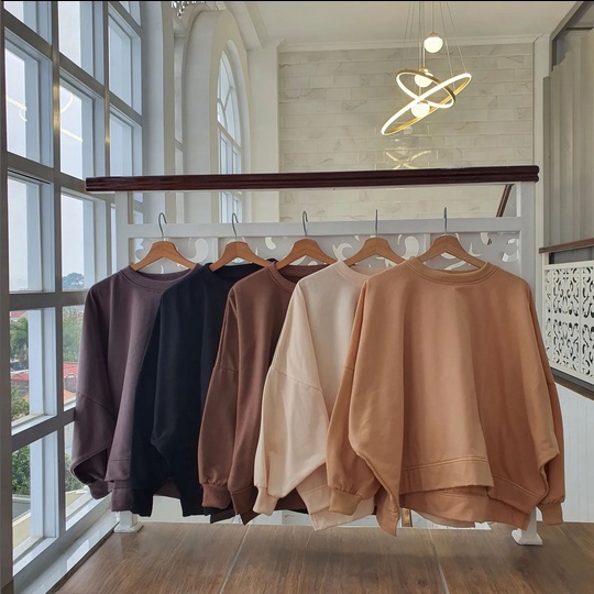 BATWING SWEATER JUMBO OVERSIZE