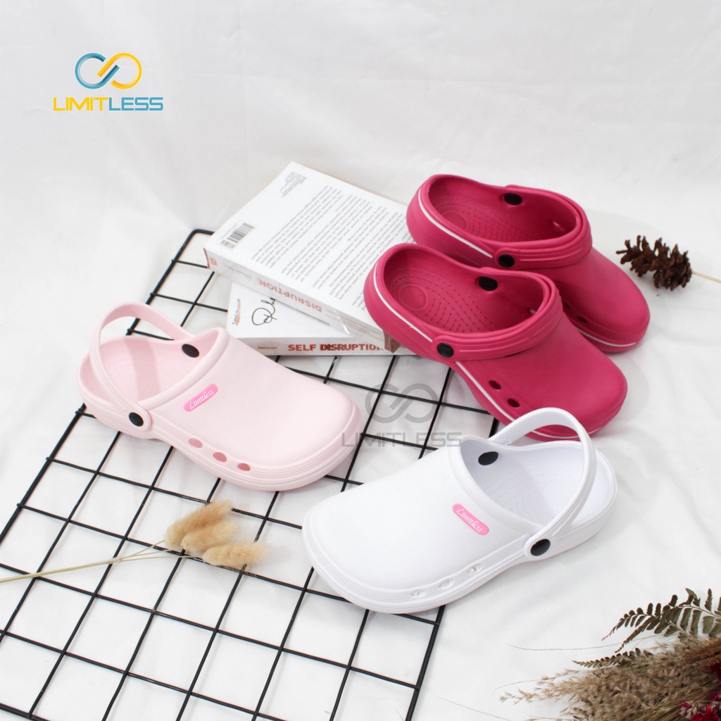 Sandal Baim Wanita Slop Rumahan Santai Sendal Medis Wanita Slip On Sendal Porto Laboratorium Ringan Empuk EVA