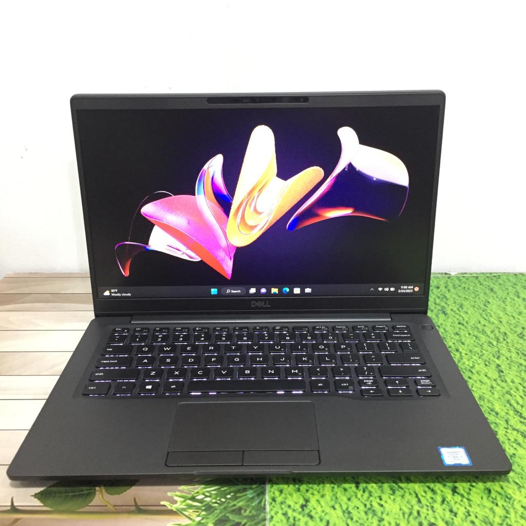 Laptop Dell Latitude 7400 Core i7 gen 8 RAM 16GB SSD 512GB 14" Slim Touchscreen Baru