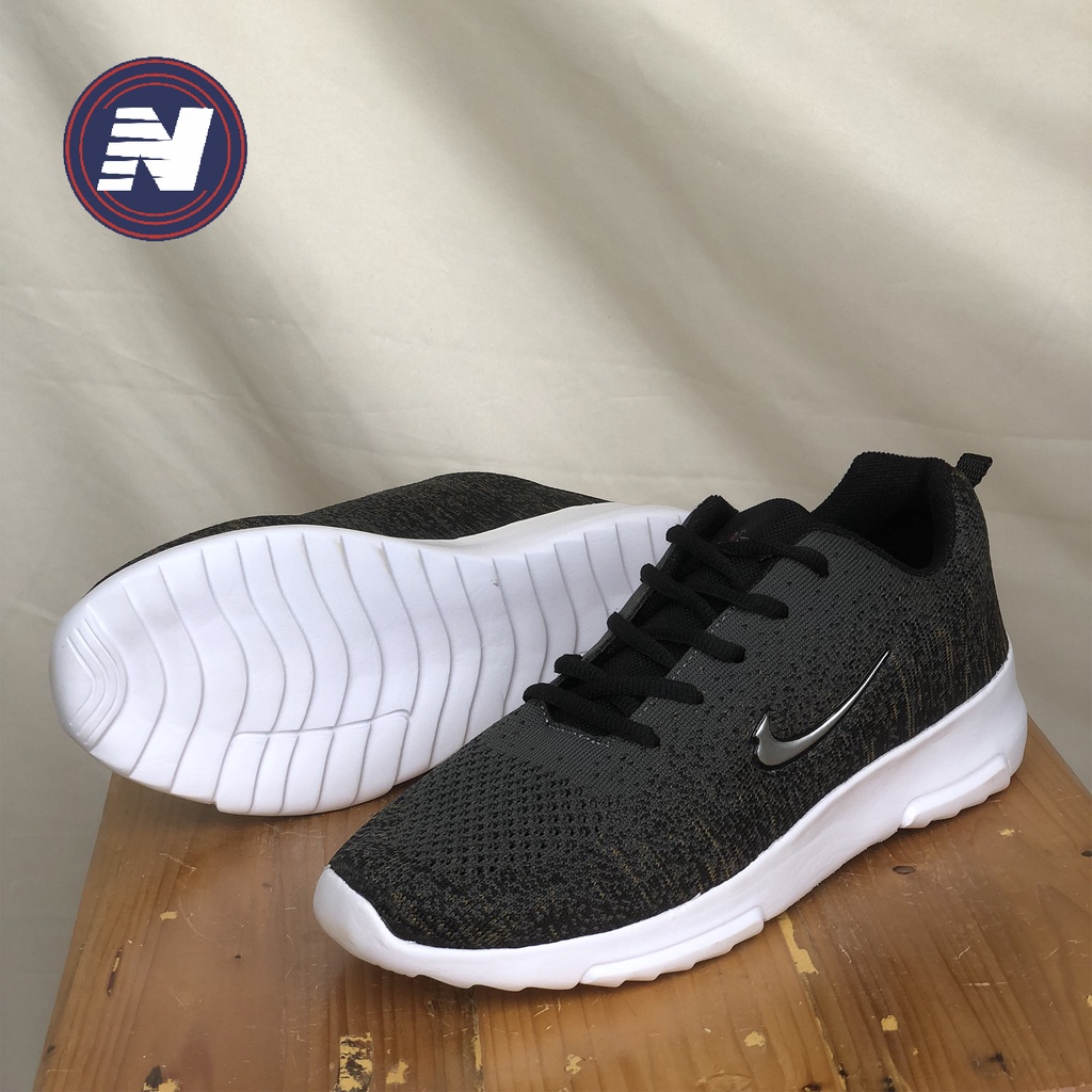 Sepatu Pria Sneakers Running Jogging Olahraga Terbaru - Nachi Cheetah 39/43