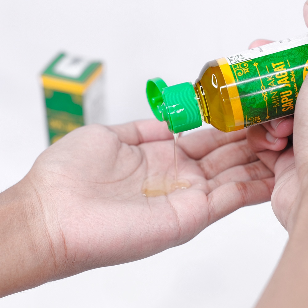 OBAT GOSOK NYERI SENDI DAN NYERI OTOT MINYAK SAPU JAGAT 110 ML