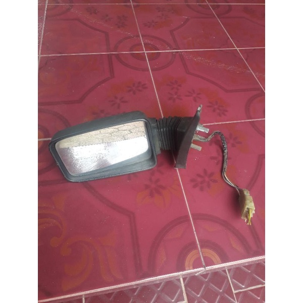 Spion Bagian Kiri Peugeot 405 Sri