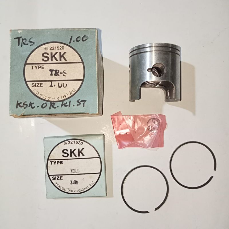 piston seker seher ring set piston X2 circlip Suzuki TRS oversize 1.00 NOS SKK