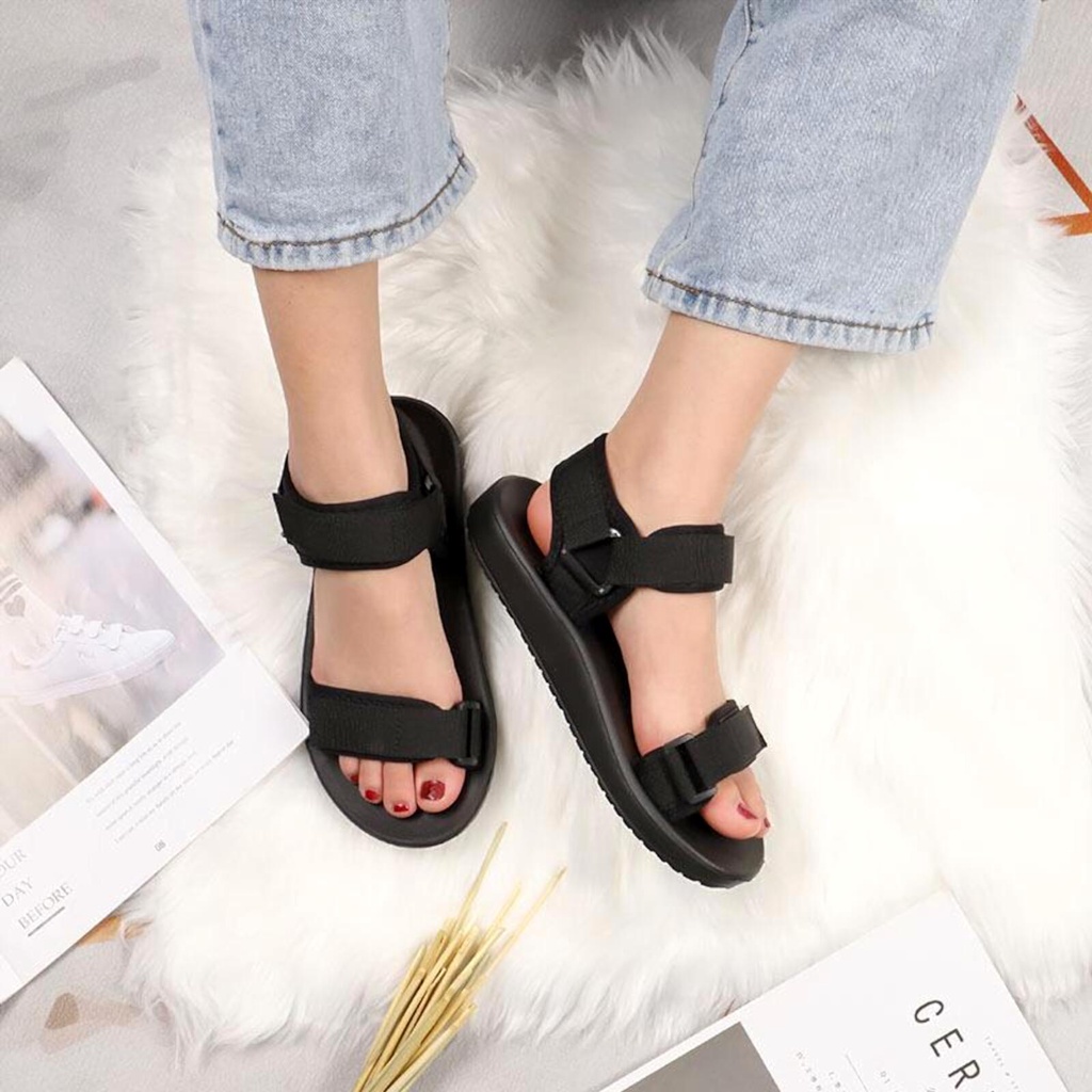 Sandal Wanita Gunung Import CARLOTTA / Sandal Jelly Tali Karet Empuk Kain Tebal