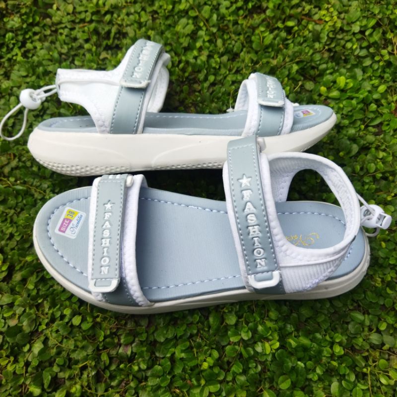 Sandal Gunung Wanita Sandal Outdoor Sandal Casual Original