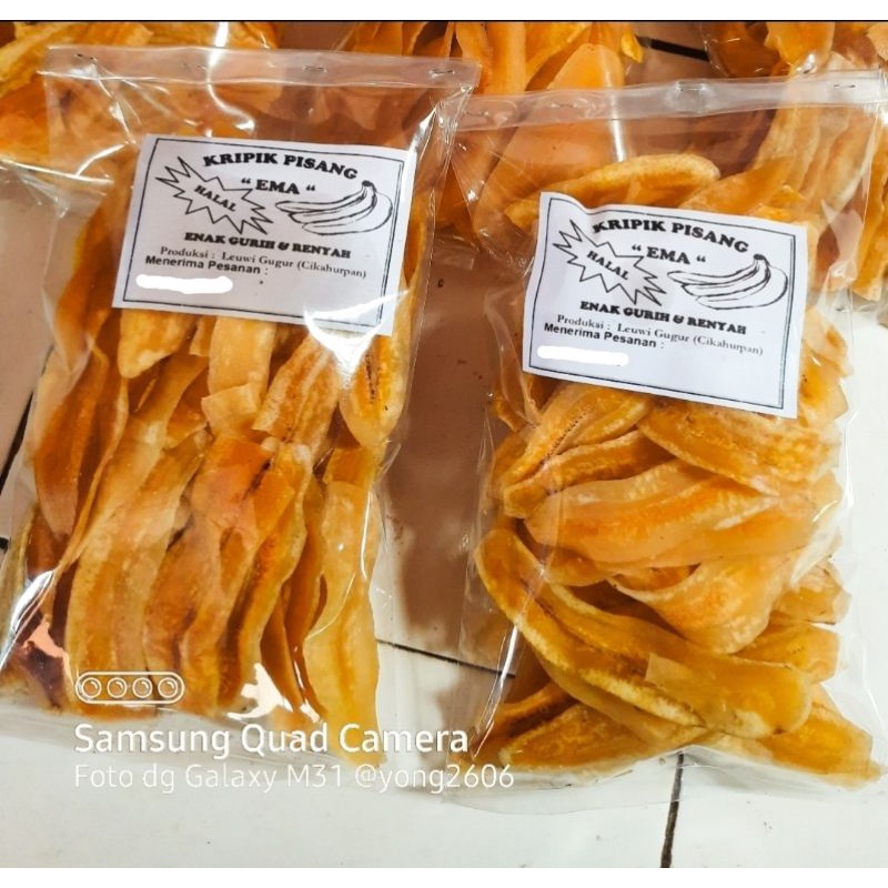 

keripik pisang enak asin gurih dan renyah/ lantak emak ada bonus di setiap pemesanan 500GR