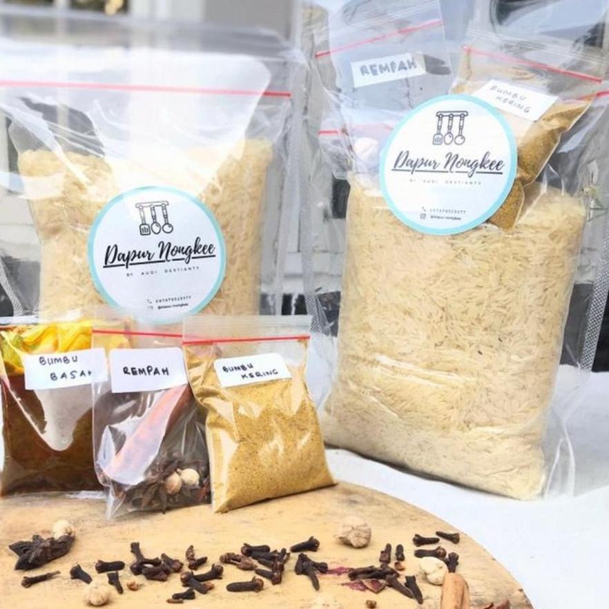 

❋ Paket Beras Basmati 1kg dan Bumbu Nasi Kebuli ☻