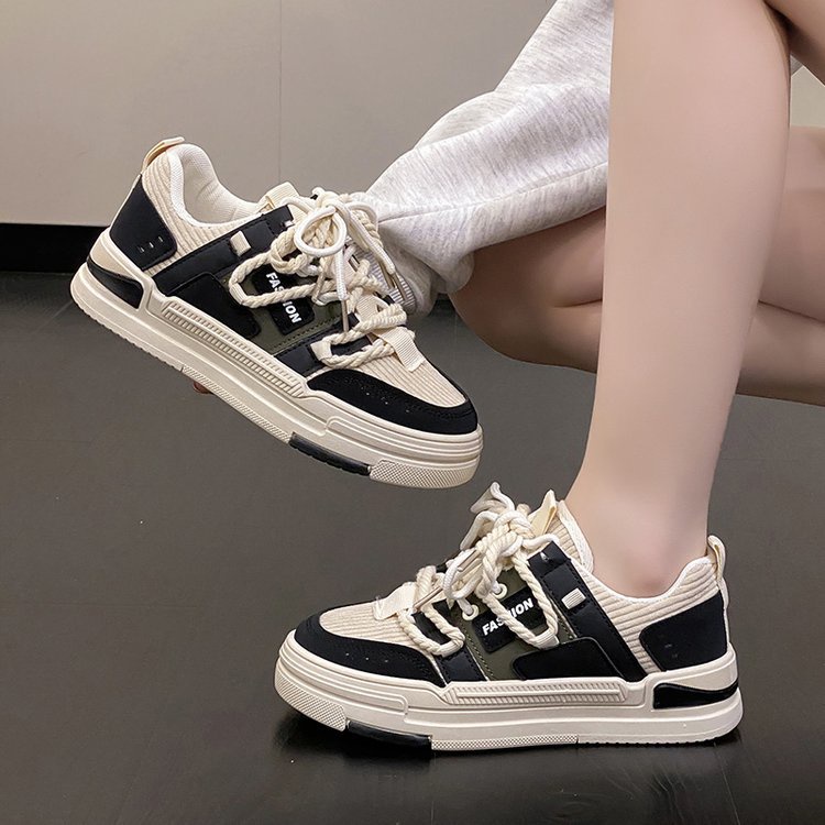 [ Import Design ] Sepatu Sneakers Wanita Import Premium Quality ID201